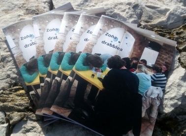 Objavljena Zona drabblea