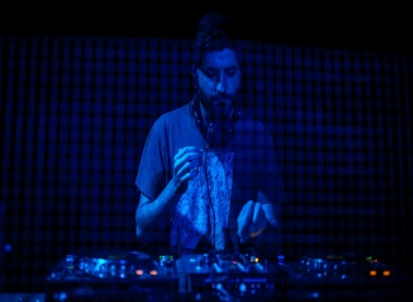 Biti Kommoda(n) a mlad