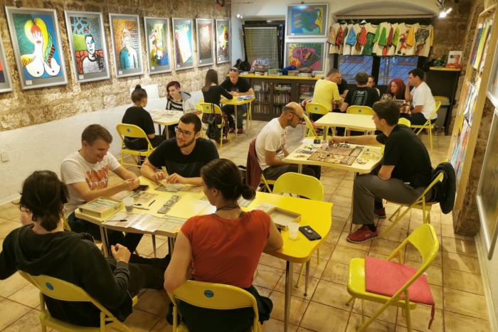 Nastavlja se program u Zoni: Radionica o anksioznosti, dogovor za izlet, prvi Kink quiz i druga druženja 