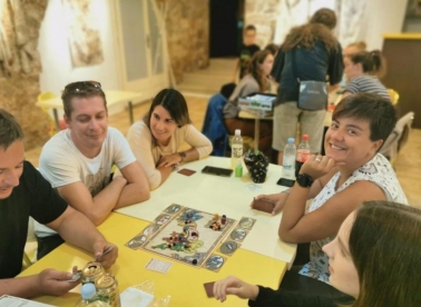 Traži se voditelj/ica Kluba Zona