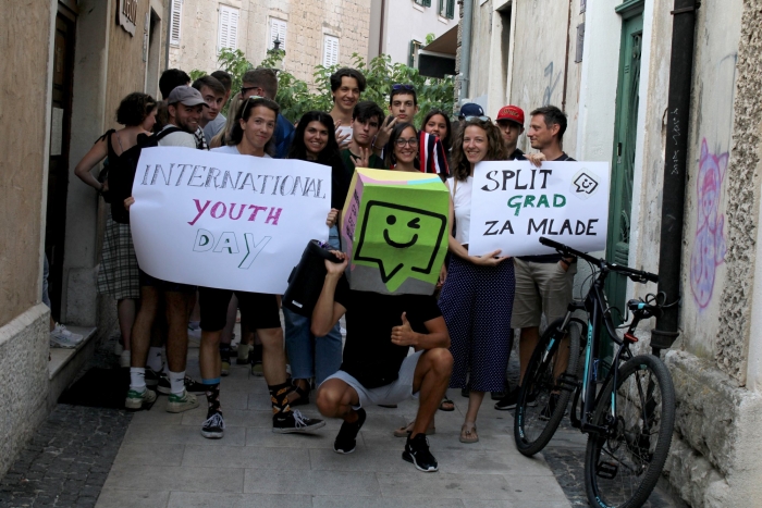 Uključujemo mlade u procese odlučivanja, pridruži se!