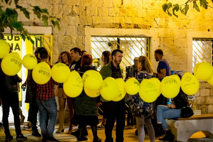 Ispričajte nam svoje priče o Info zoni