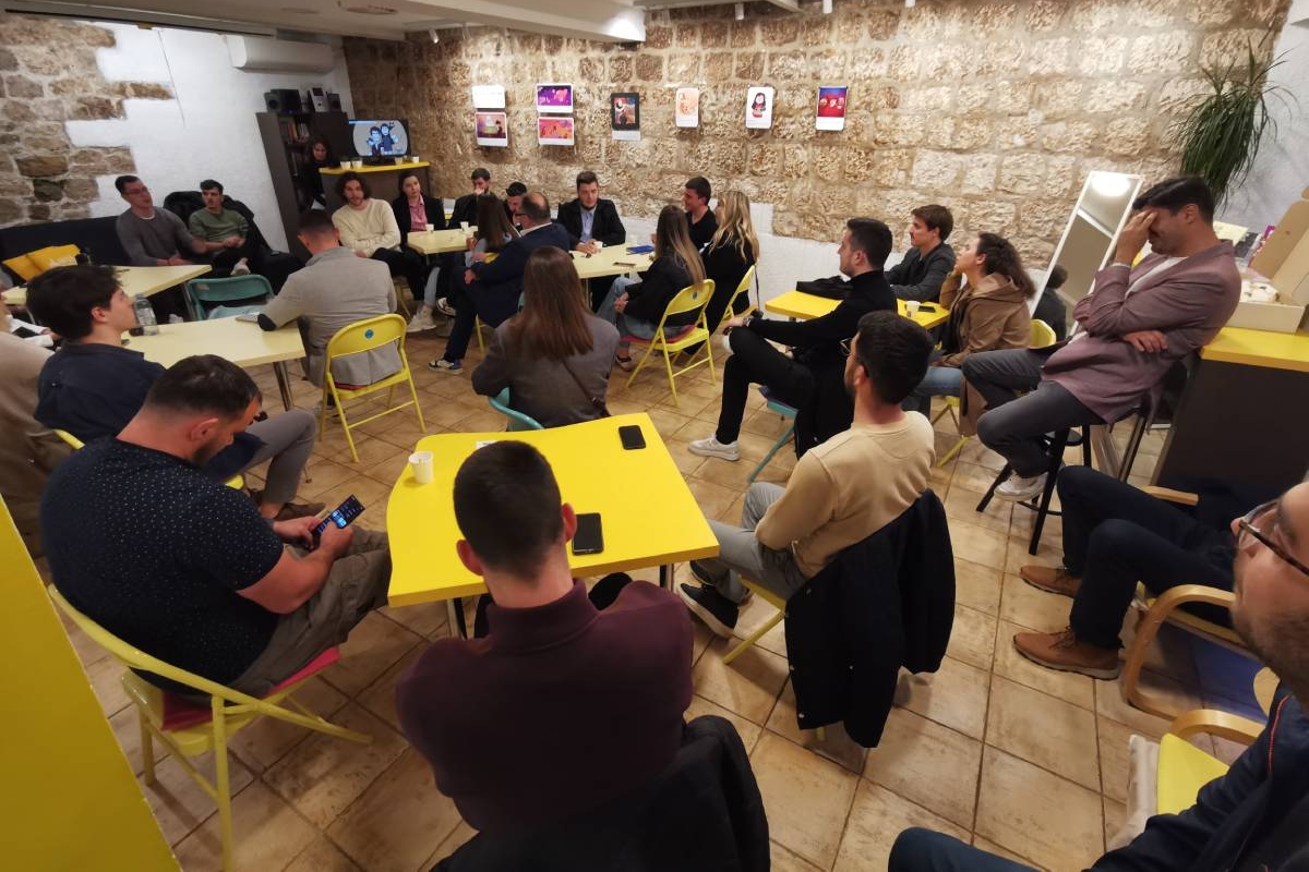 Kava s mladima: može li stanovanje u Splitu biti priuštivo?